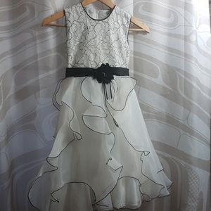 Black&White Girls Size 8 Dress